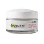Aloe Vera Gel Moisturizer for high hydration, suitable for dry skin