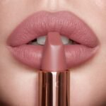⁦Pillow Talk Beautifying Lip And Cheek Secrets⁩ – תמונה ⁦3⁩